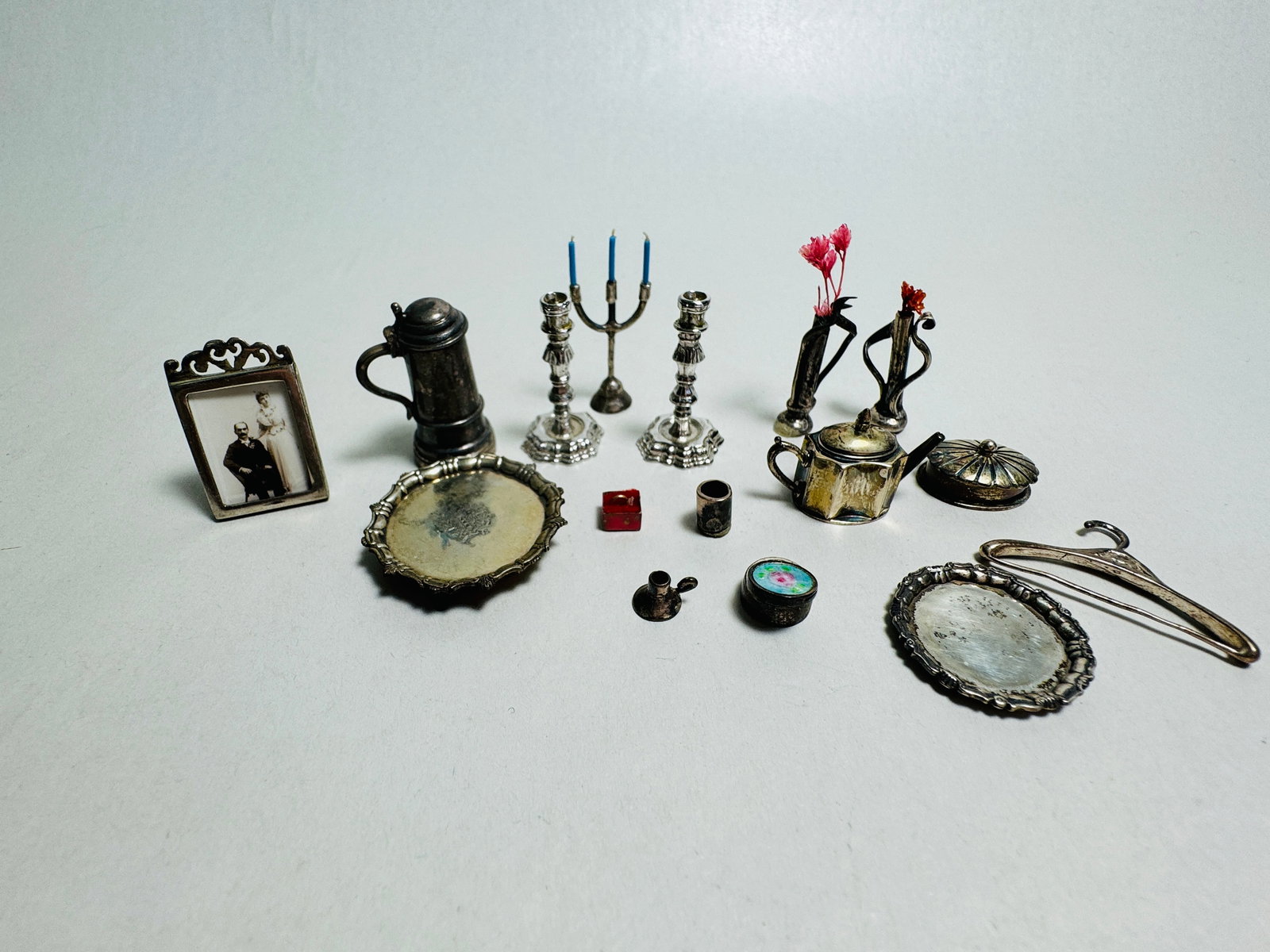 Vintage Dollhouse Miniature Sterling Silver Pieces (1 of 6)