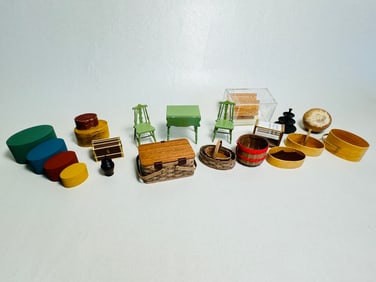 Vintage Dollhouse Miniature Wood Accessories
