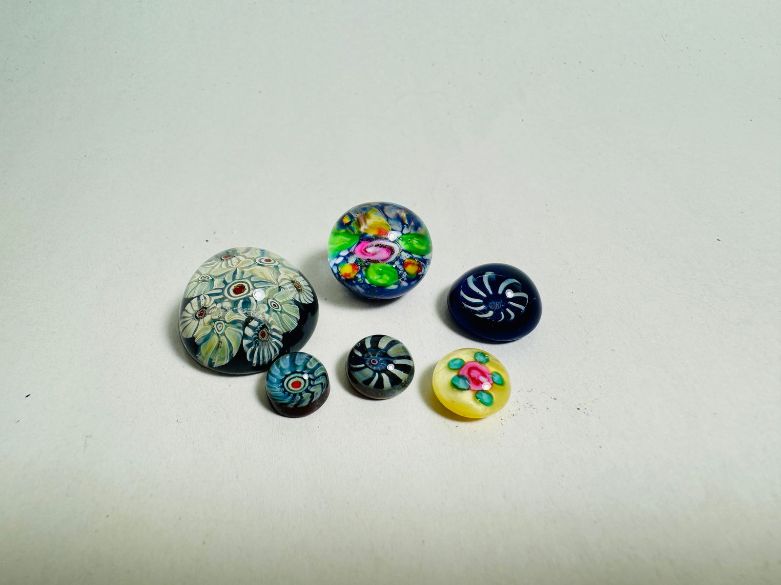 Vintage Dollhouse Miniature Mixed Murano Glass Paperweights: This is an utterly incredible lot. Comes with everything shown. Most have a flat bottom.