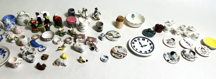 Vintage Dollhouse Miniature Mixed Lot of Household Goods & Accessories