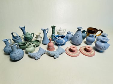 Vintage Dollhouse Miniature Lot of Wedgewood