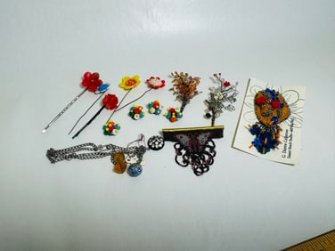 Vintage Dollhouse Handmade Glass Miniature Flowers Immortelles Lot