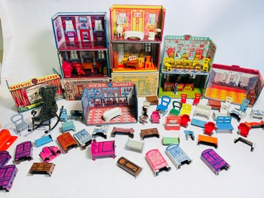 Vintage Lot of Marx Tin Lithograph Dollhouse Playsets w/ Accessories