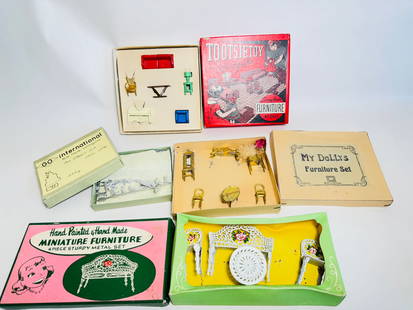 Vintage Lot of Boxed Dollhouse White Metal Miniatures: This is an very nice lot with an extensive array of finely detailed articles.