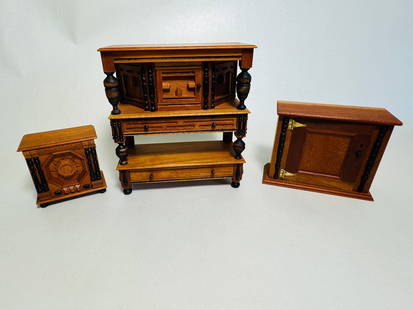 Vintage Warren Dick Handmade Dollhouse Furniture Lot: This is an very nice lot with an extensive array of finely detailed articles.