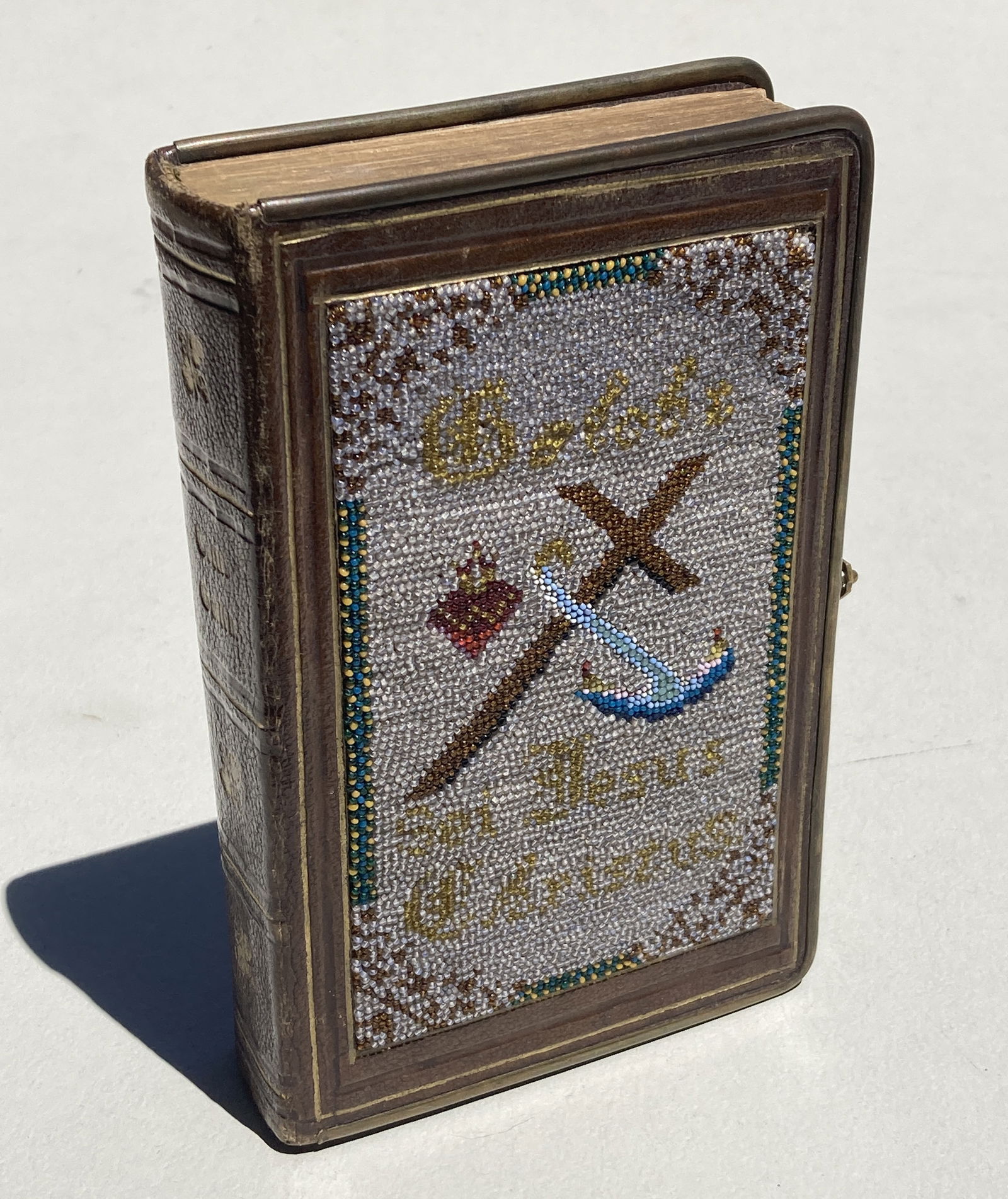 1869 German Beaded Holy Bible Old & New Testament (1 of 15)