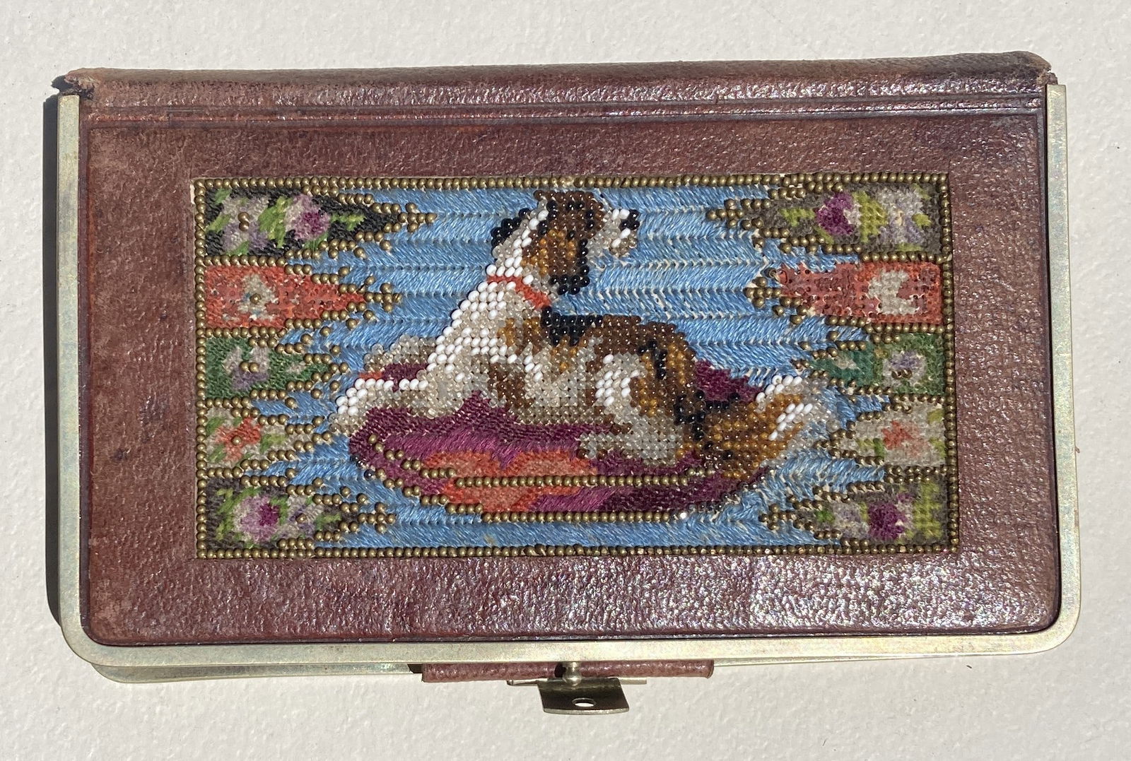 1800s Victorian Beaded Journal Notebook: This is a very nice vintage piece. It is very old and shows its age. It shows wear.