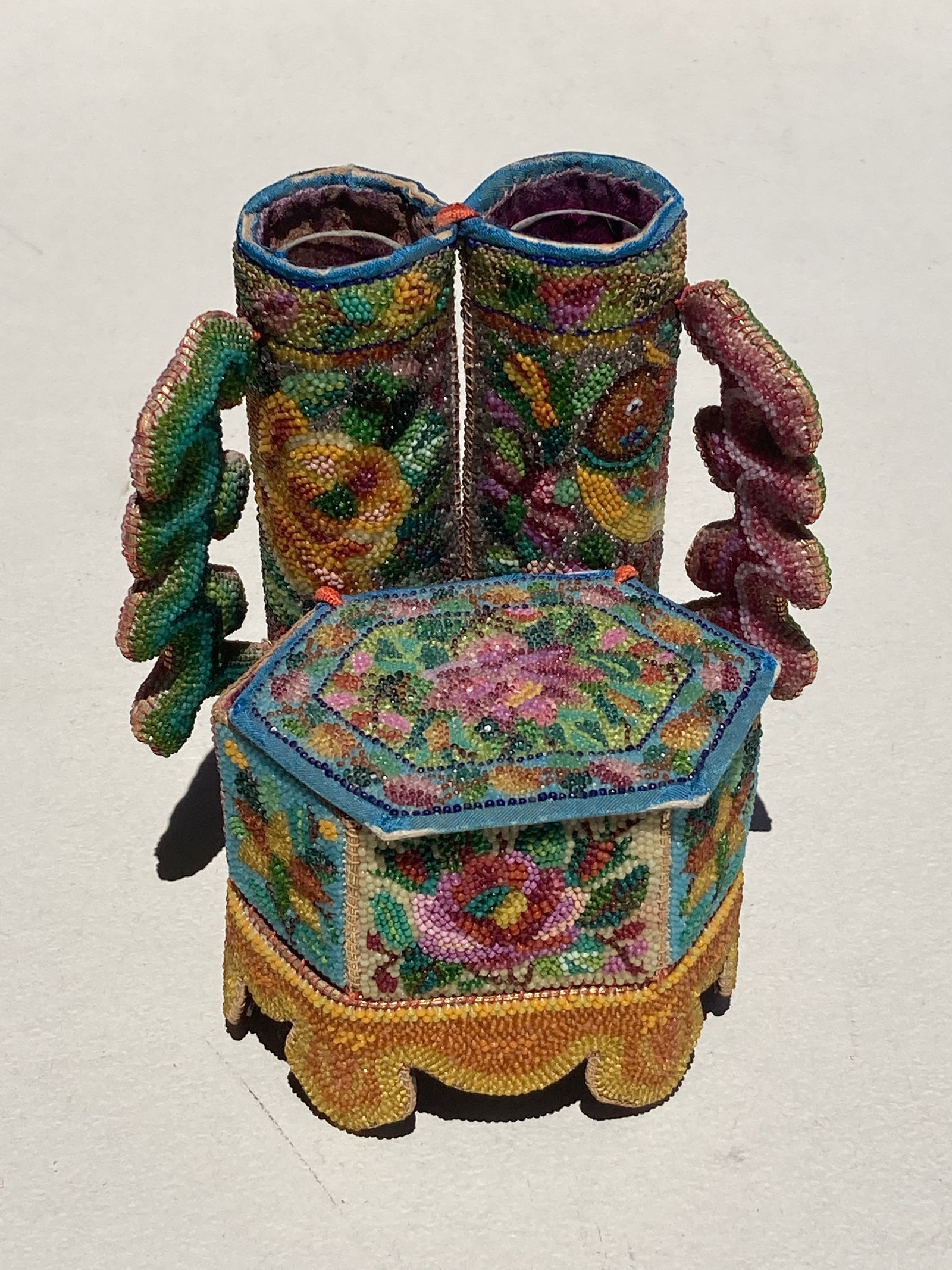 1800s Victorian Beaded Chinese Folk Art Vase Jewelry Box (1 of 7)