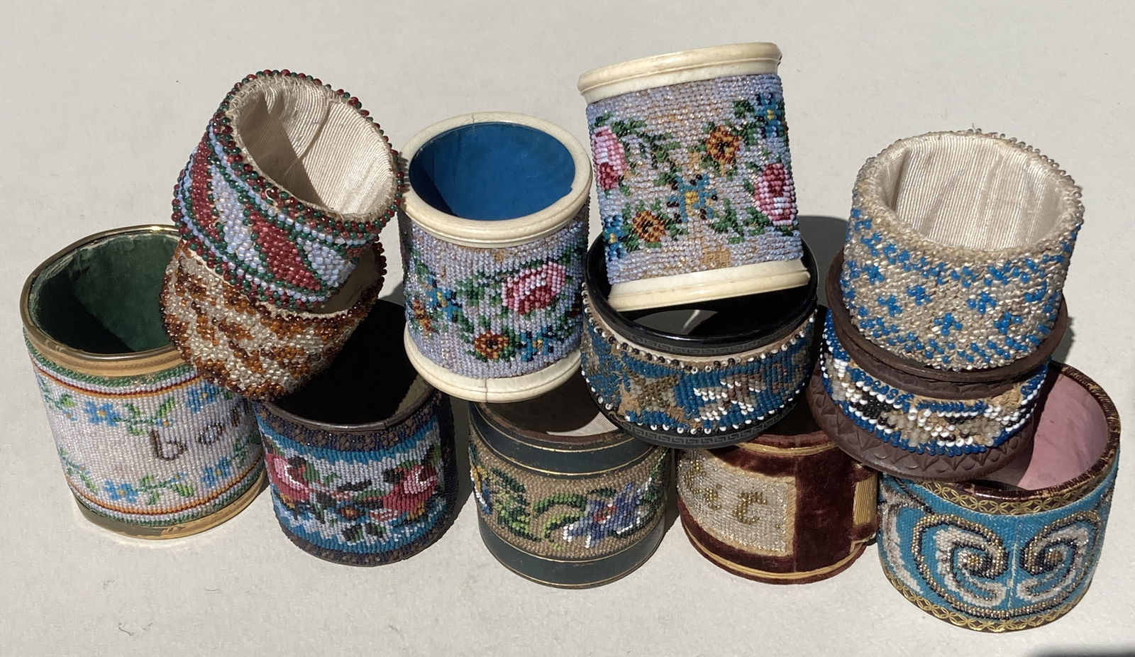1800s Victorian Beaded European Beaded Napkin Table Rings (1 of 5)