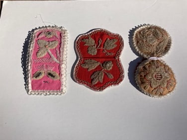 Lot of Iroquois Beaded Souvenir Pieces