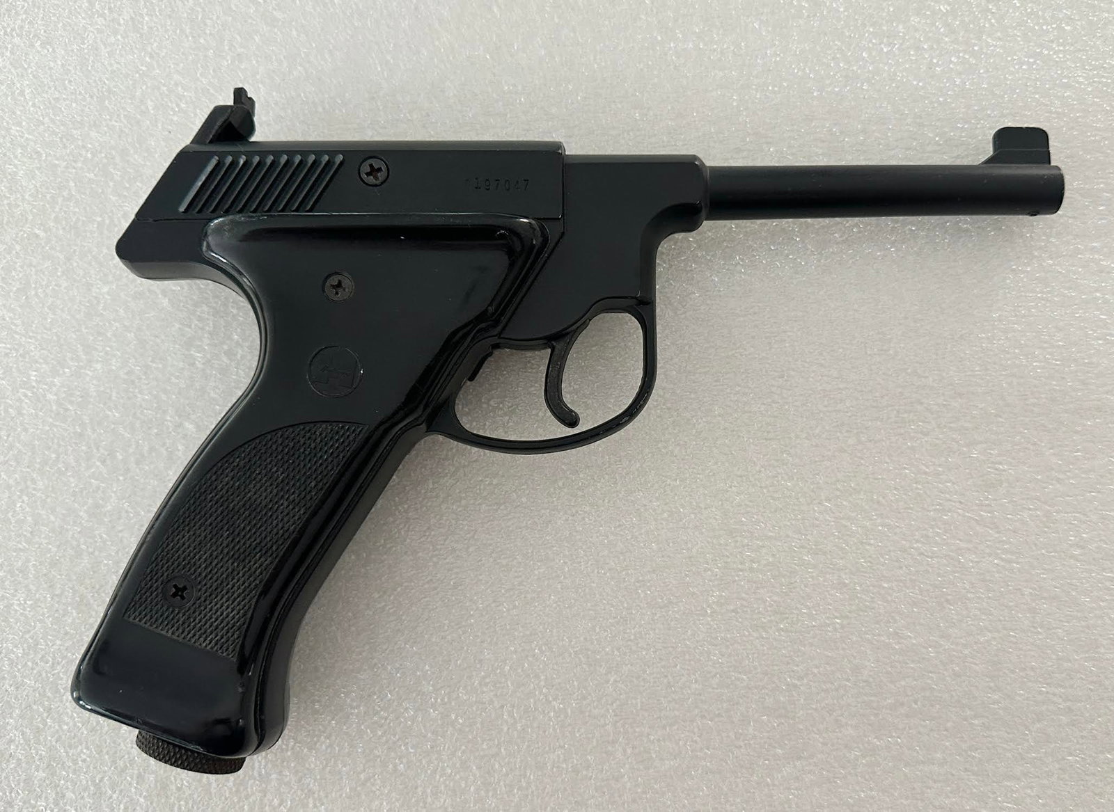 Vintage Healthways Plainsman 175 CO2 Pellet Gun Air Pistol: Vintage Healthways Plainsman 175 CO2 Pellet Gun Air Pistol...Nice Working Condition.