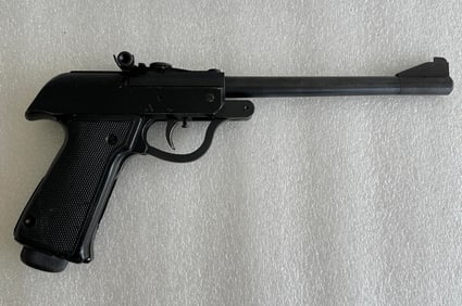 Vintage Predom Lucznik .177 Ca. Air Pistol Pellet Gun