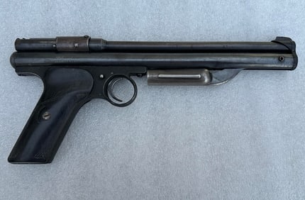 Vintage Crosman 130 .22 Cal. Pellet Gun Air Pistol