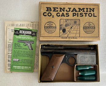Vintage Benjamin Franklin CO2 Gas Air Pellet Pistol in Box
