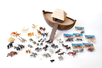 Arco Noah's Ark Play Set w/ Animal Figures