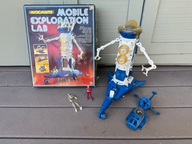 1976 Micronauts Mobile Exploration Lab