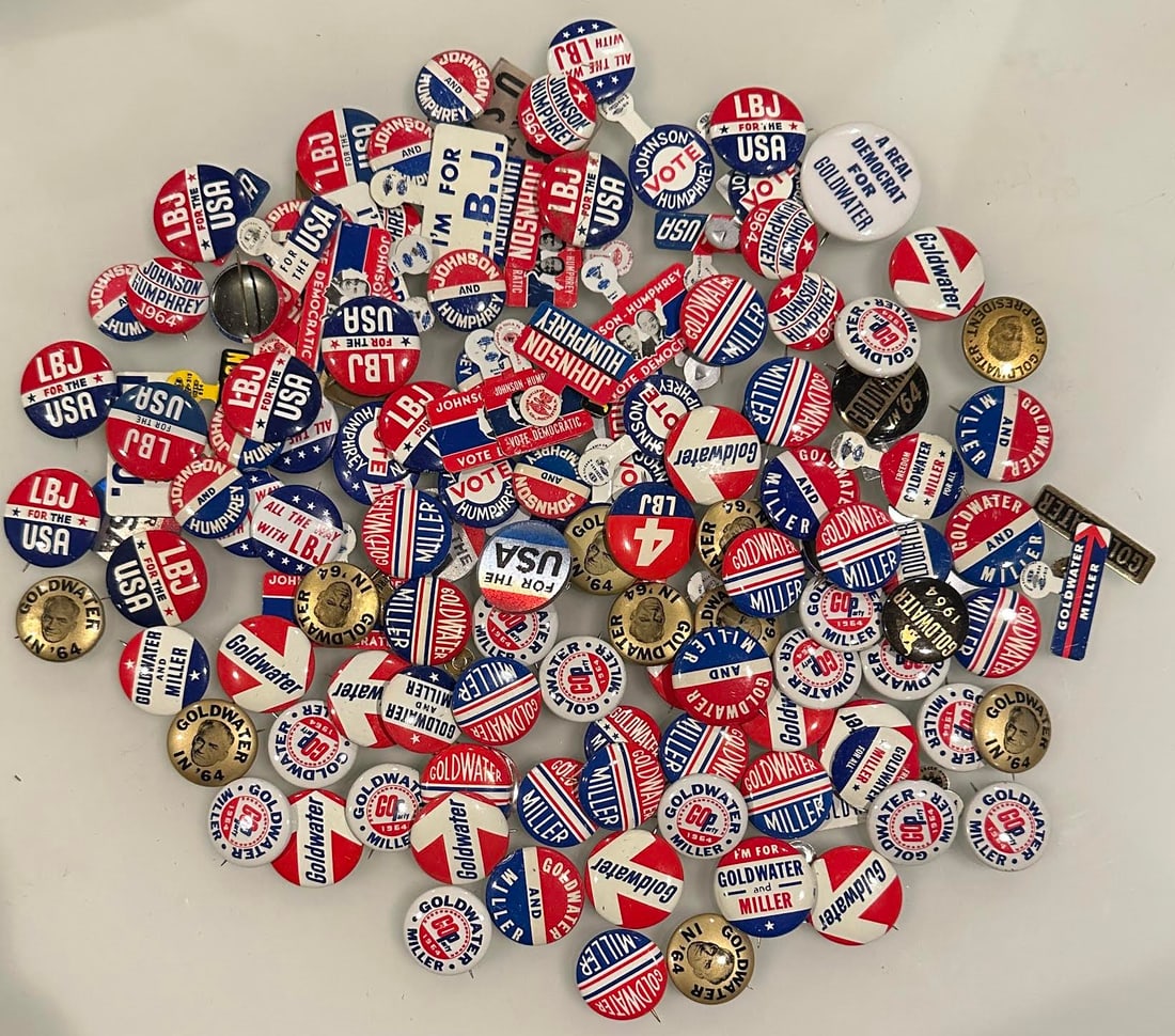 Lot of Vintage 1950s 1960s Political Campaign Buttons Ike LBJ Goldwater: Large Lot of Vintage 1950s 1960s Political Campaign Buttons Ike , LBJ , Goldwater, ...Hundreds of buttons most measuring 3/4 to 1 inch. Very Good Condition.