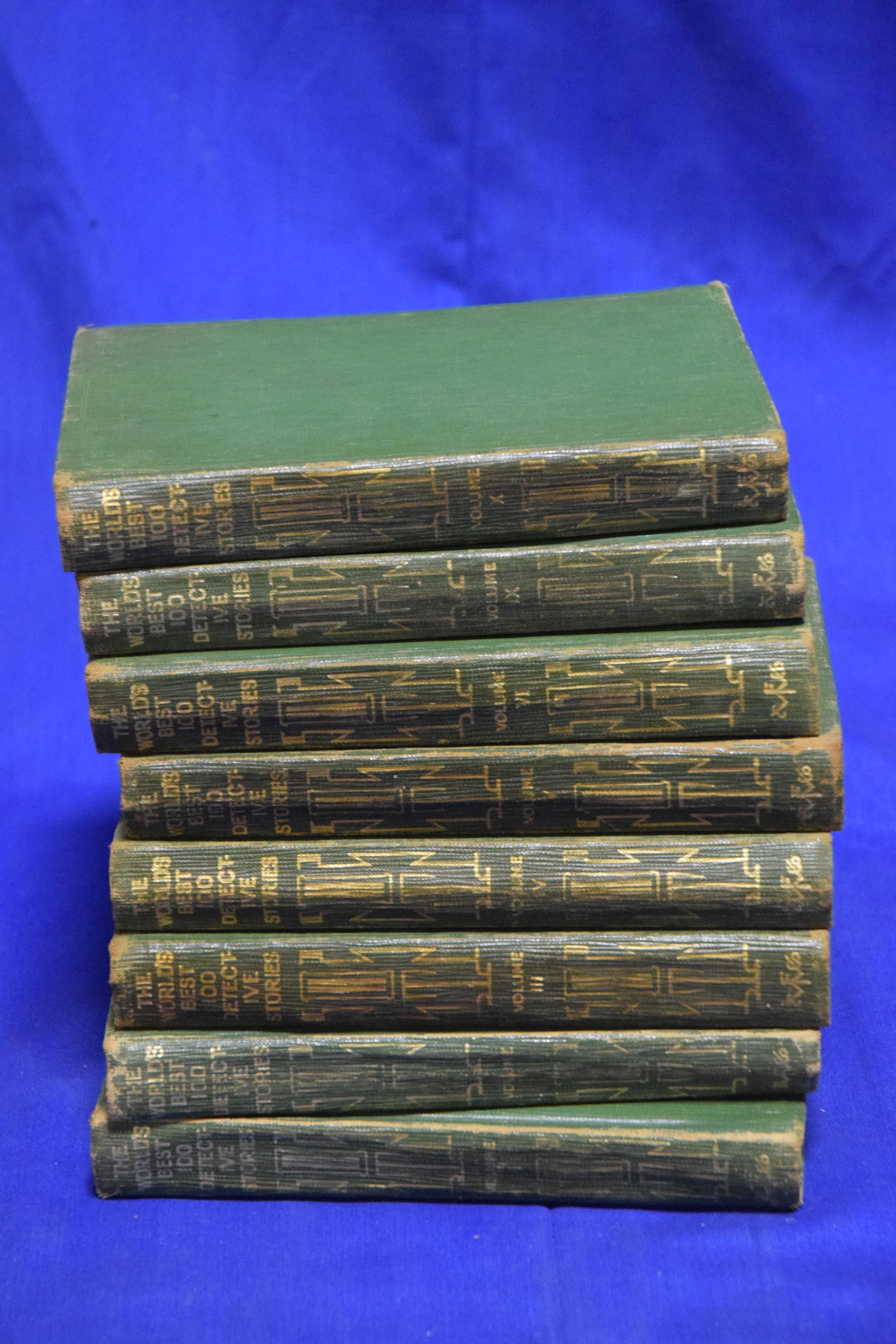 8 Volumes of The World’s Best 100 Detective Stories 1-6, 9,10. (1 of 2)