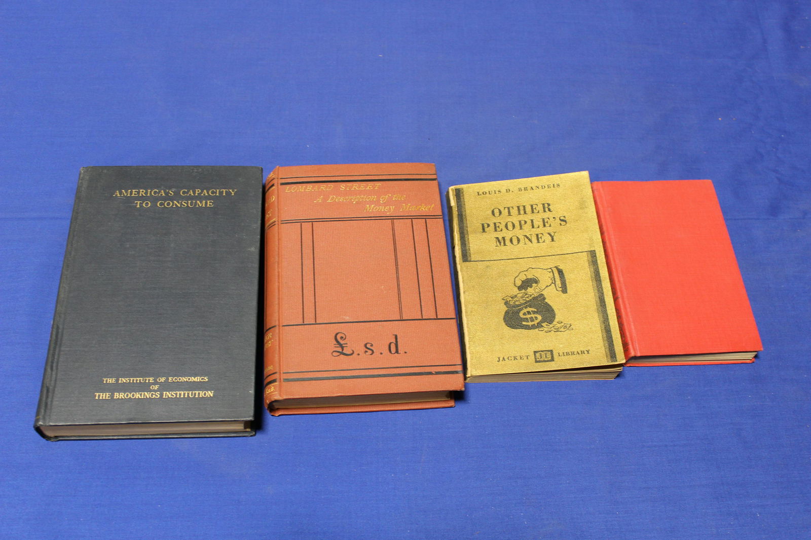 4 Economics Books (1 of 5)