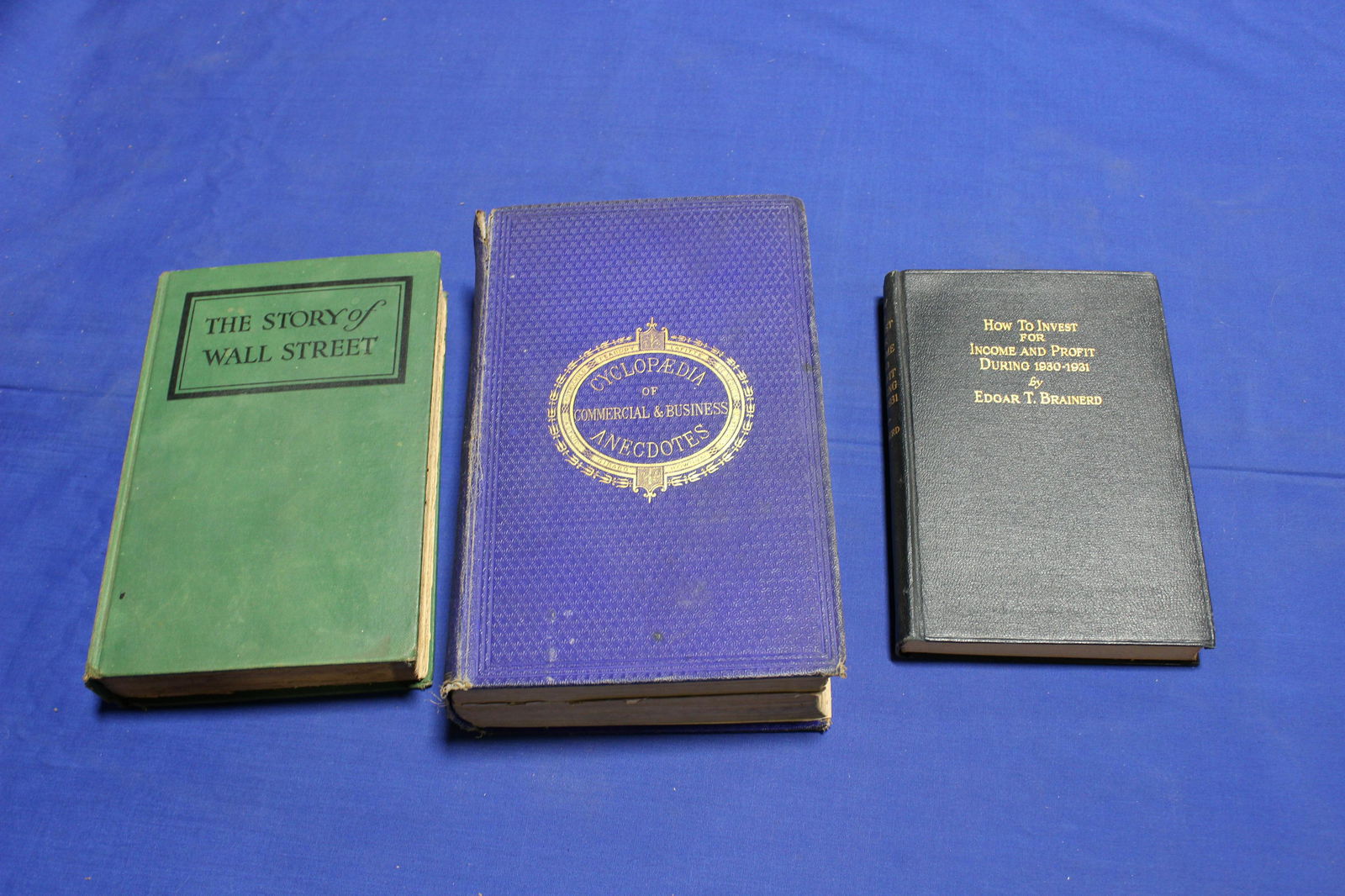 3 Books on Economics (1 of 6)