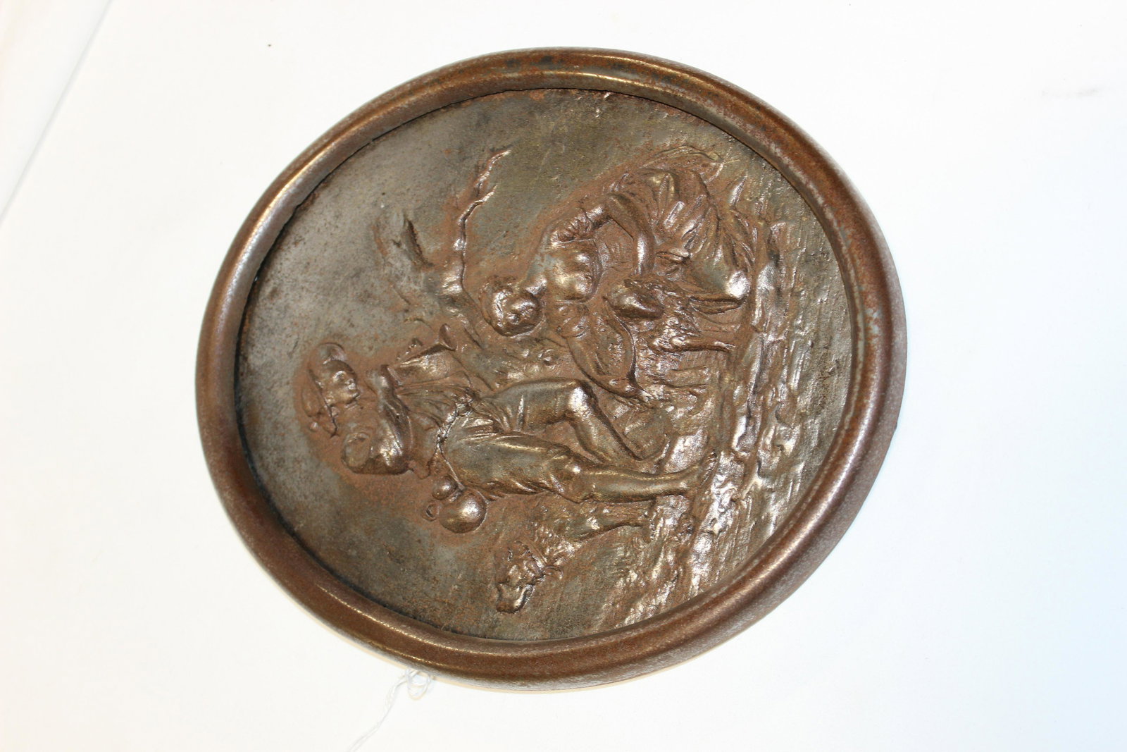 cast iron vintage wall plaque (1 of 8)