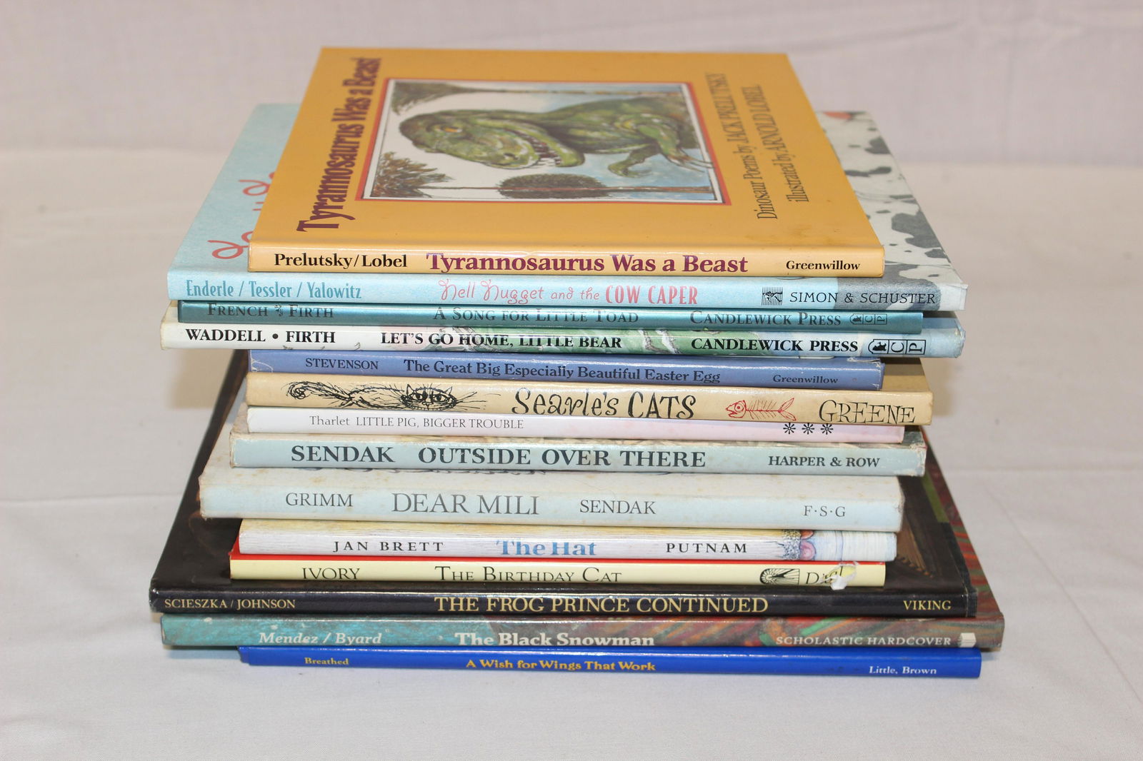 Lot of Childrenâ€™s Books (1 of 8)