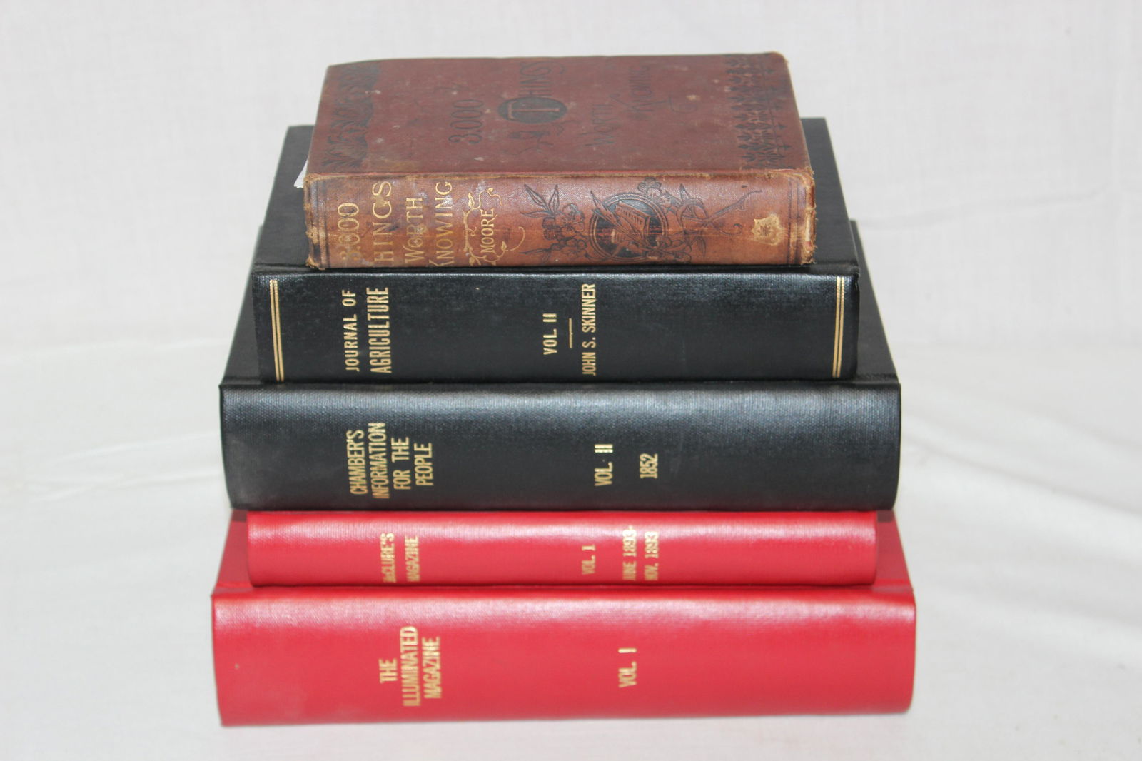 5 BOOKS - MISC SINGLE VOLUMES (1 of 8)