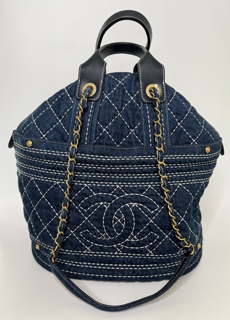 Chanel Handbag (1 of 4)