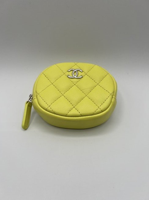 Chanel Handbag (1 of 2)