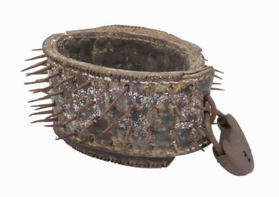 Unusual and Unique Medieval Style Spiky Torture Collar