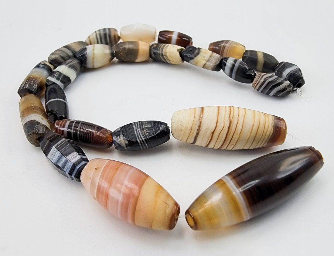Chinese Antique Agate Beads Chain/戰國古珠一組 (1 of 6)