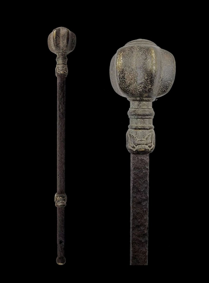 Chinese Antique War Mace,Yuan D.元代雙獸吞口頁錘 (1 of 8)