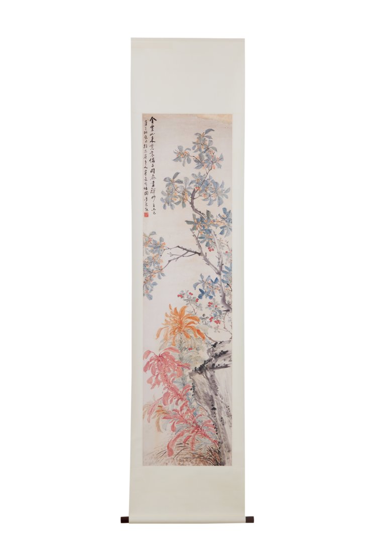 A Chinese Painting By ZhangXiong,19th/張熊畫作。: A Chinese painting by ZhangXiong(1803-1886). A famous ShangHai School painter, good at painting flowers and birds. Outline: 235 x 58 cm. Picture:170 x 44.5.Some wear and tear.張熊（1