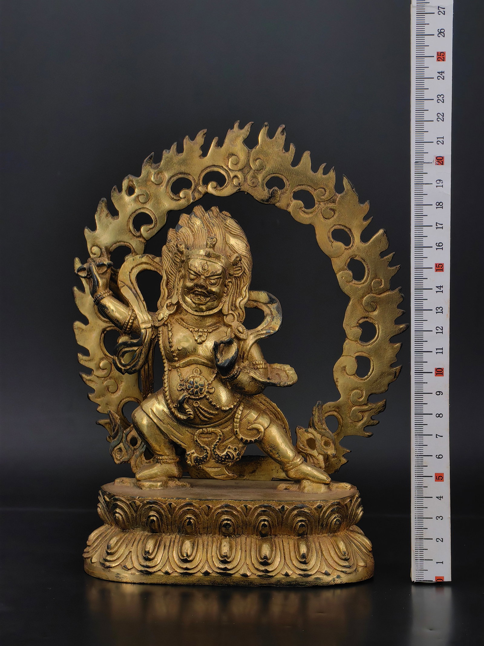 A 18th Bronze Buddhist Figure - 2