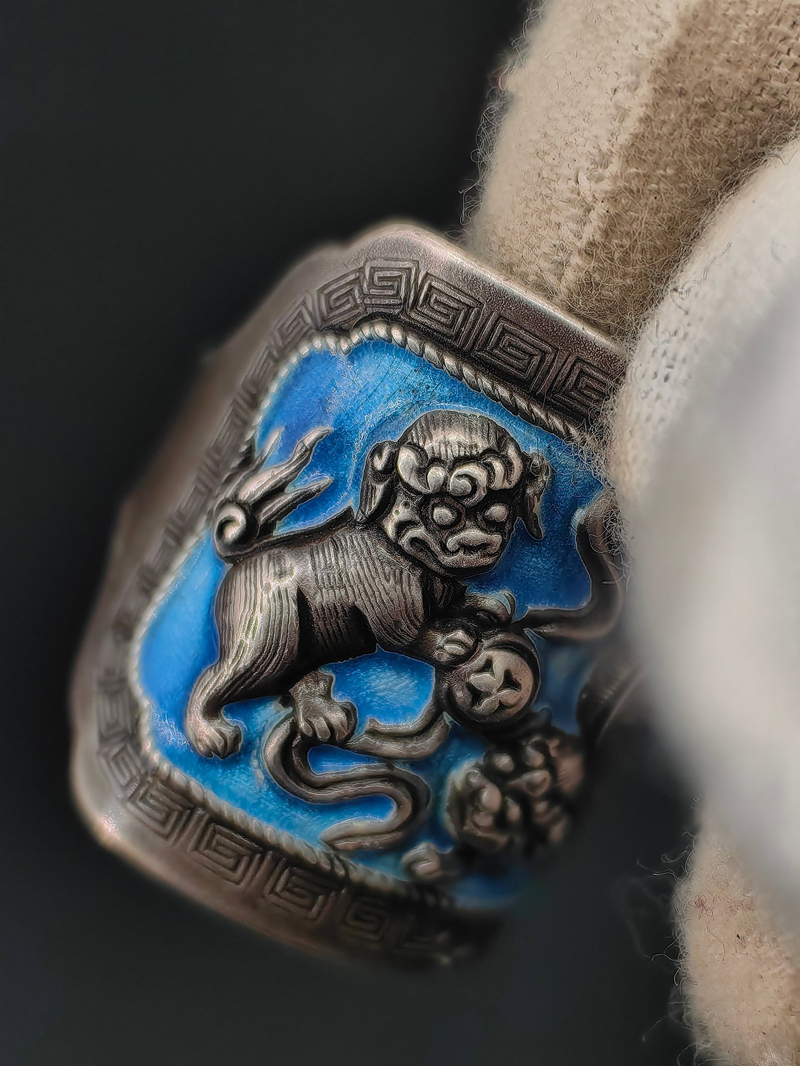 An Antique Chinese Ring - 4