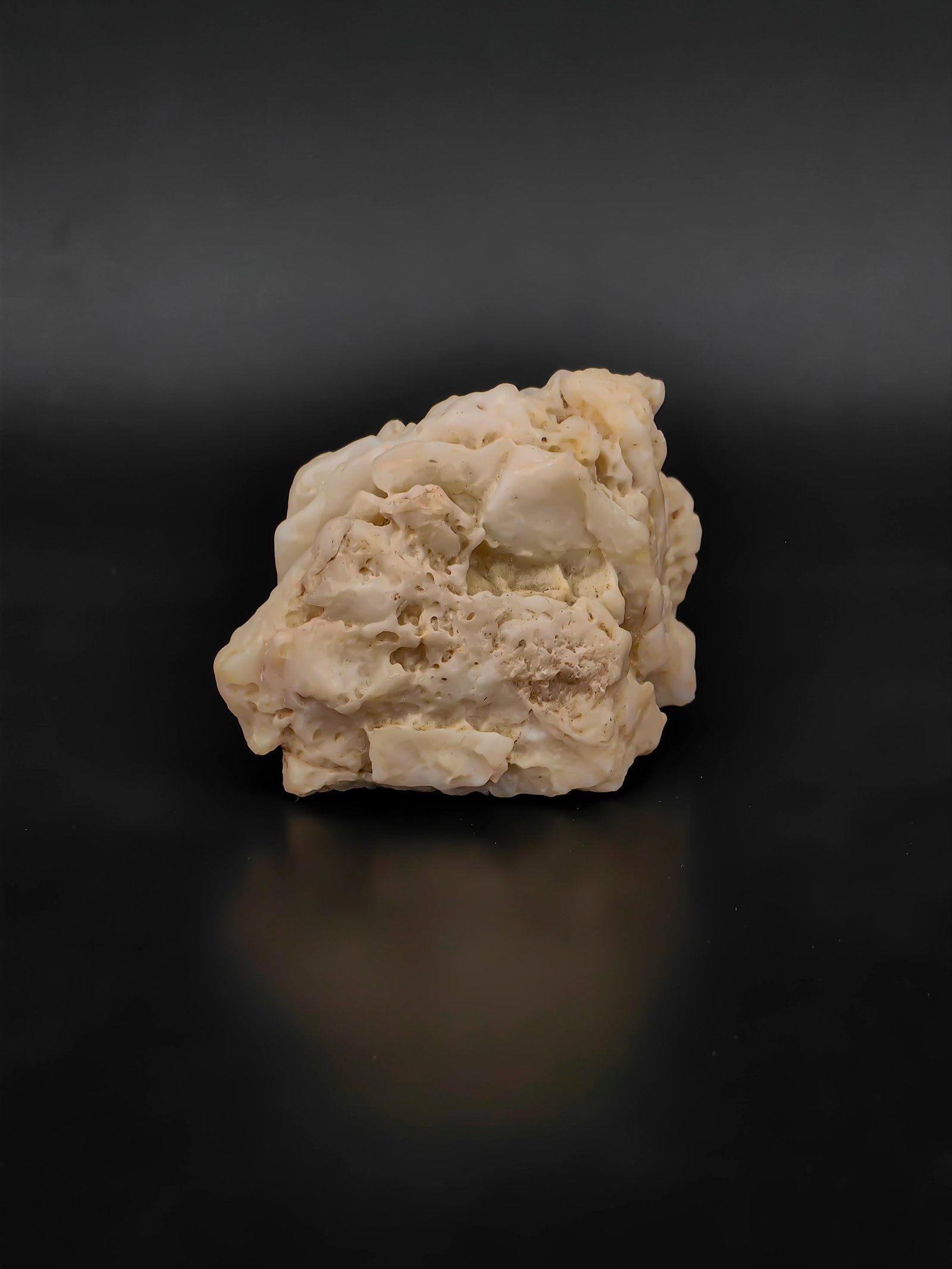 An Ancient Chinese Dessert Agate (1 of 7)