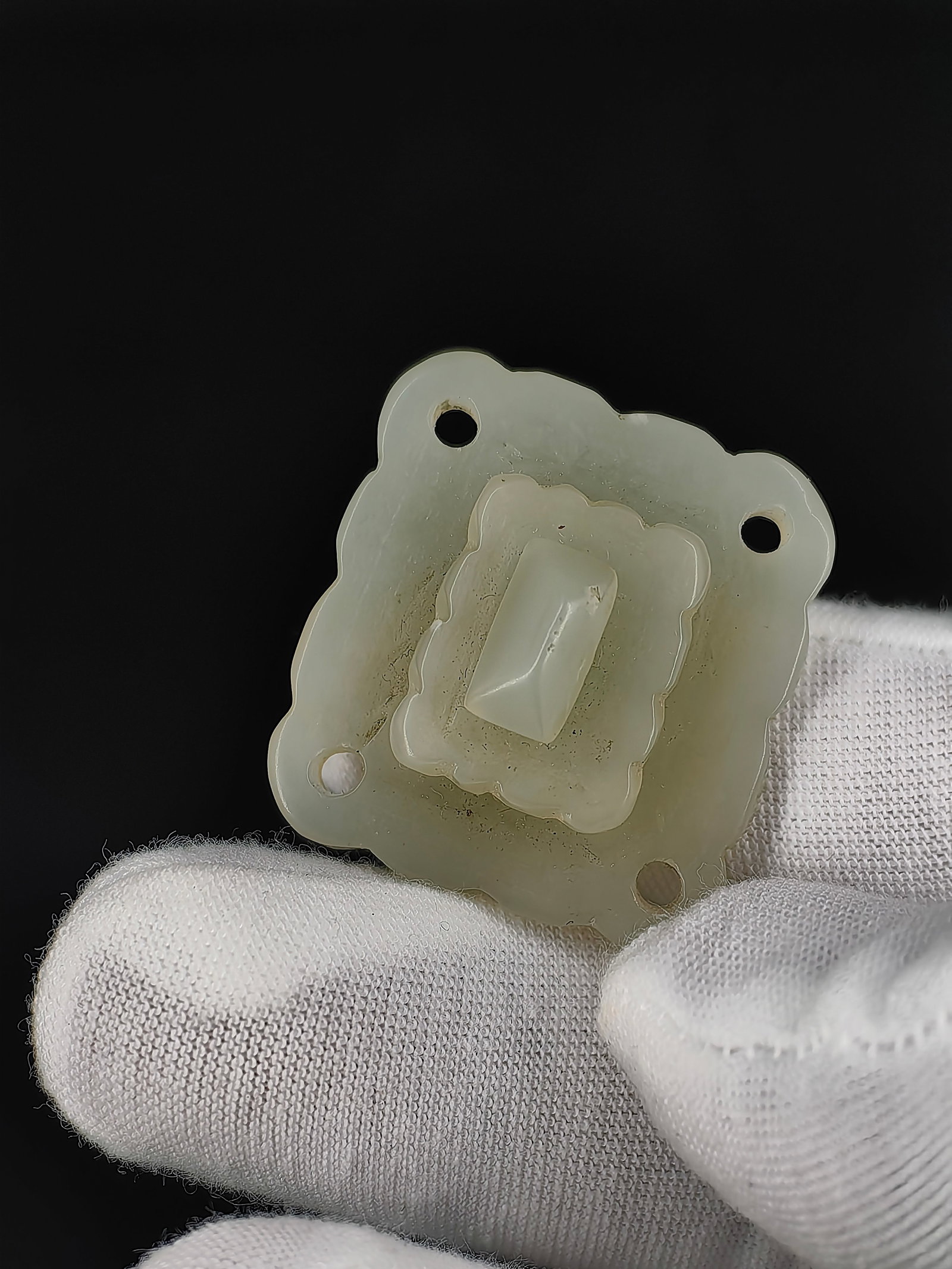 An Ancient Jade Ornament - 6