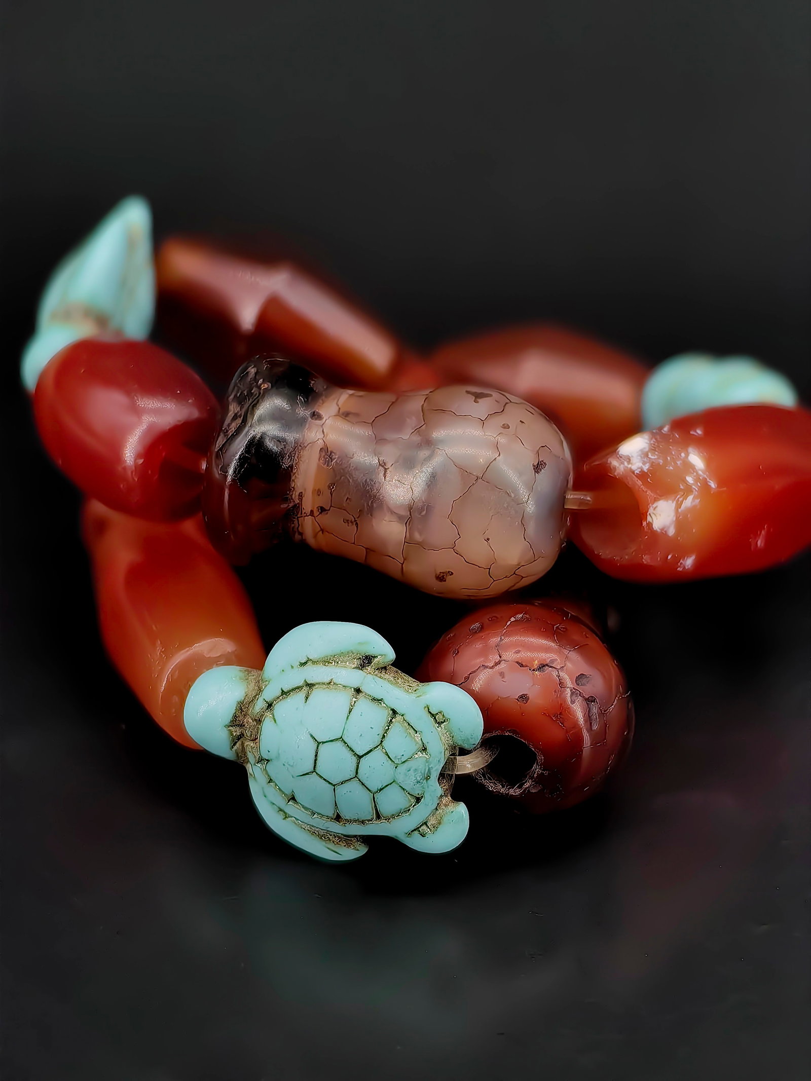 An Antique Agate Bracelet - 4