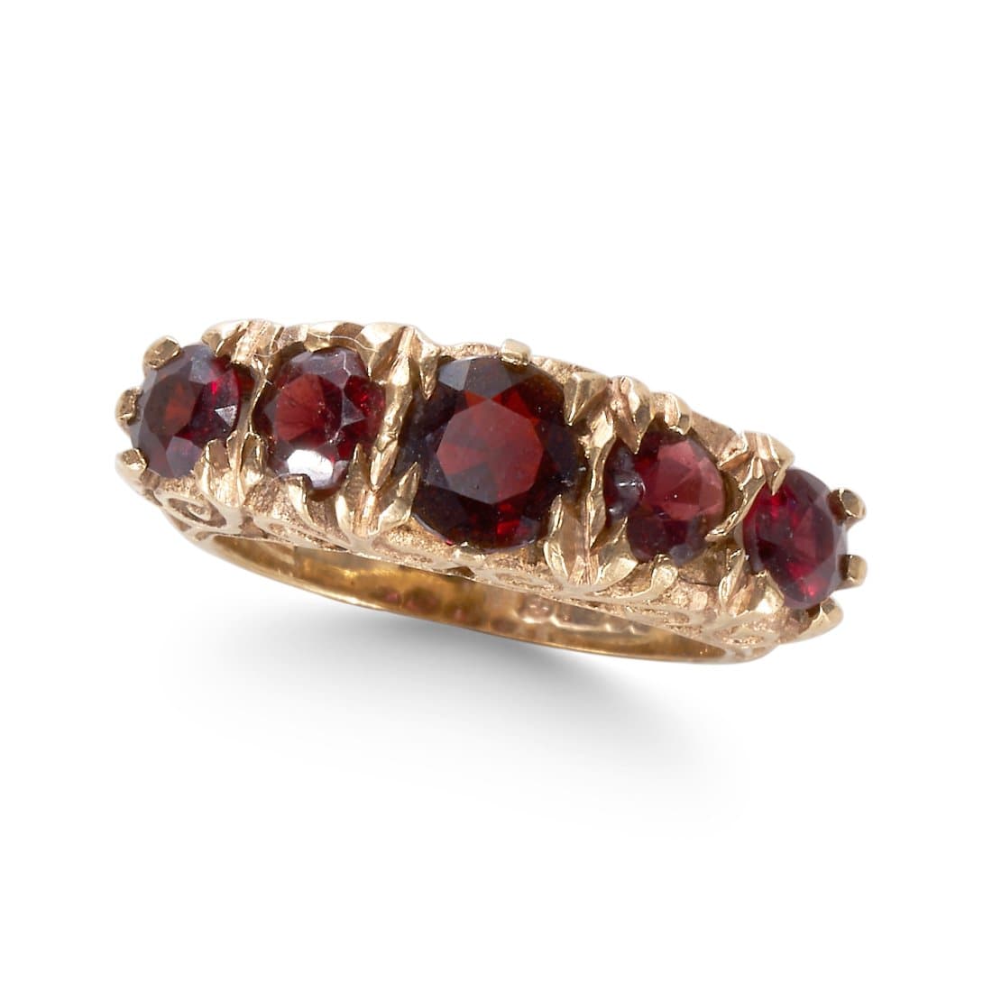 AN ANTIQUE VICTORIAN FIVE STONE GARNET RING, IN 9CT YELLOW GOLD. (1 of 1)