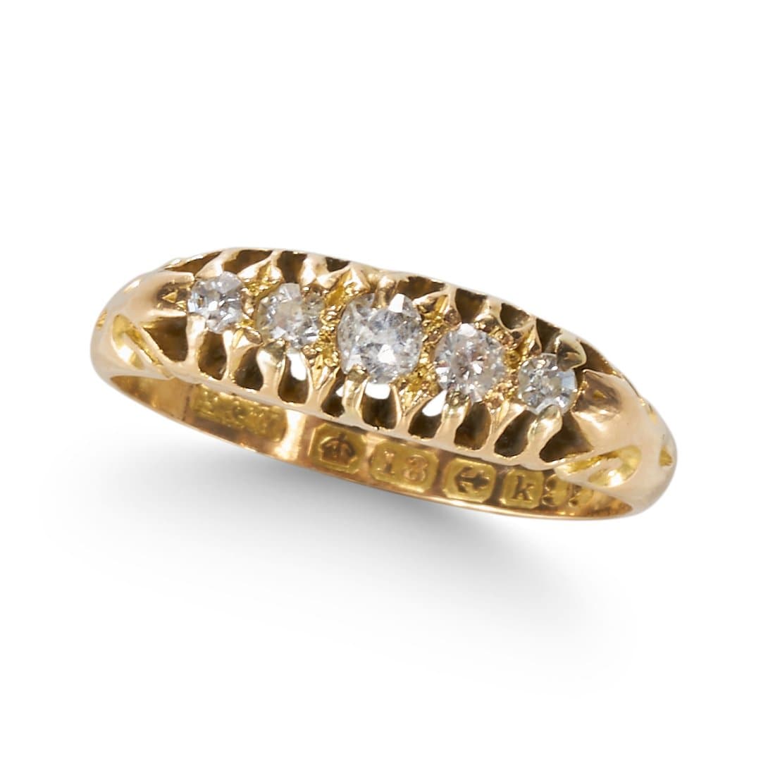 AN ANTIQUE EDWARDIAN OLD CUT DIAMOND FIVE STONE RING, IN 18CT YELLOW GOLD. (1 of 1)