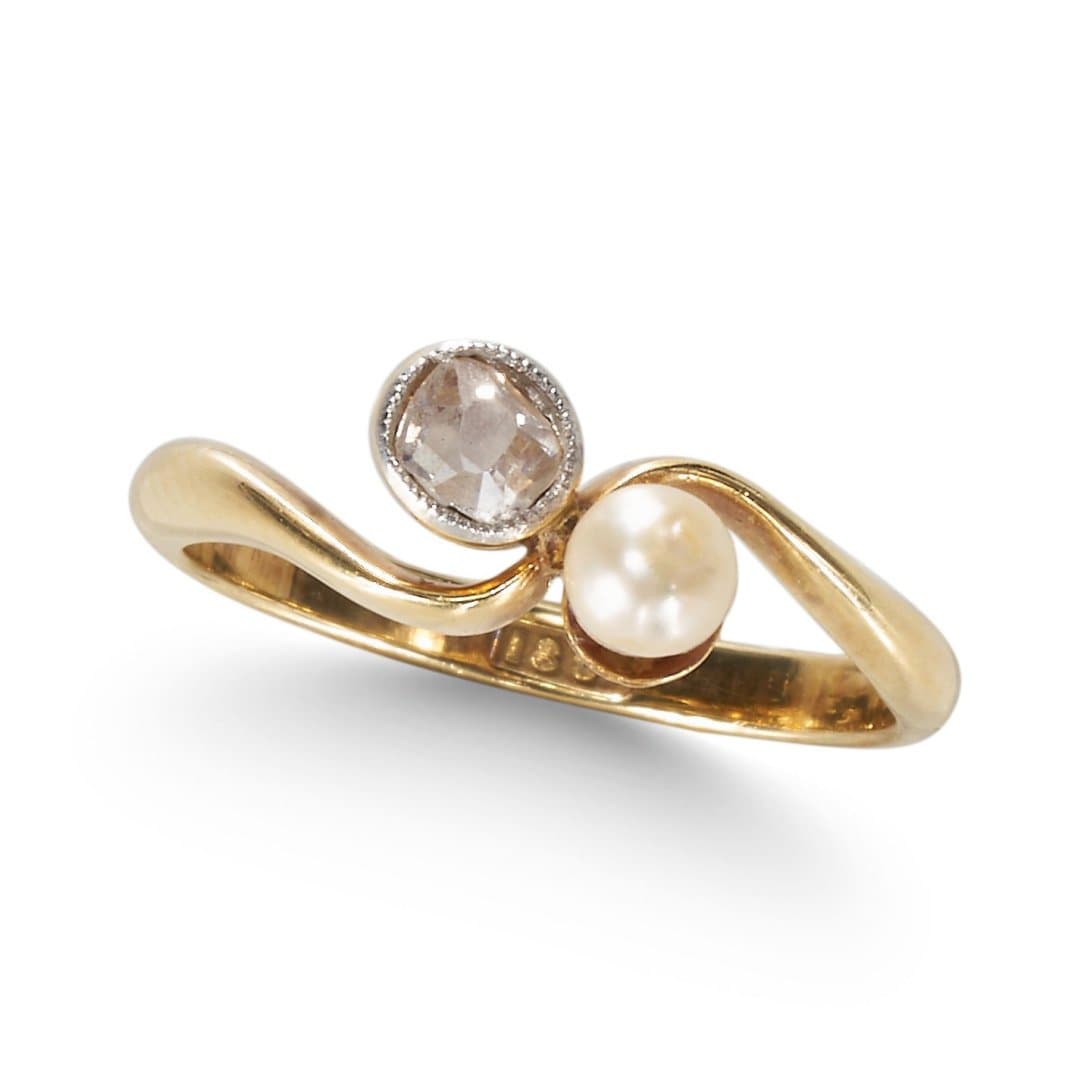 A TOI ET MOI PEARL AND OLC CUT DIAMOND RING, IN 18CT WHITE YELLOW GOLD. (1 of 1)