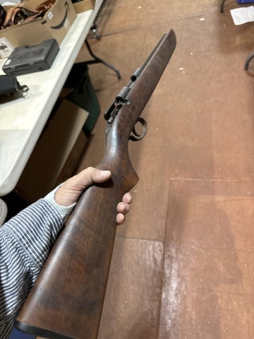 10pc gun rifle wood stock: local pick up only- No Shipping on this lot -