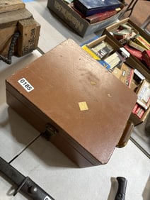Vintage liqueur box w/ cups