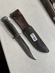 Hunting knife