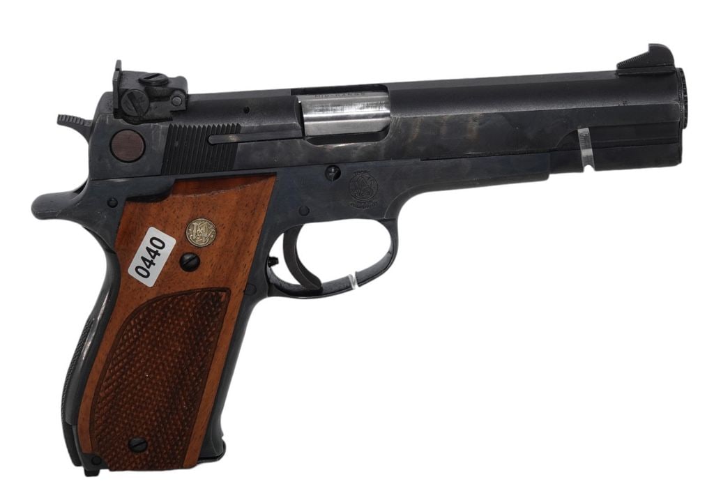 Smith & Wesson-Model:52-2-.38 Special-Pistol: 2024-00118 - Smith & Wesson - Model:52-2 - Serial #: - TAK5126 - .38 Special - Pistol - "as is", normal wear and tear, Property being sold is not new! Dents, dings, scratches and other damage may be p