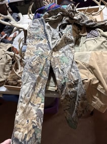 5 hunting outfit jackets n more
