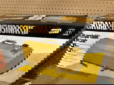 11 gallon portable air tank in box