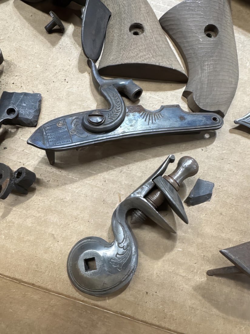 Vintage gun parts: If you require shipping please contact one of our local shippers.