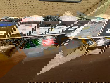 10 boxes  shotgun reloading shells n Wads huge lot