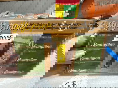 Remington .22 Ammo Gift Pack With Knife
